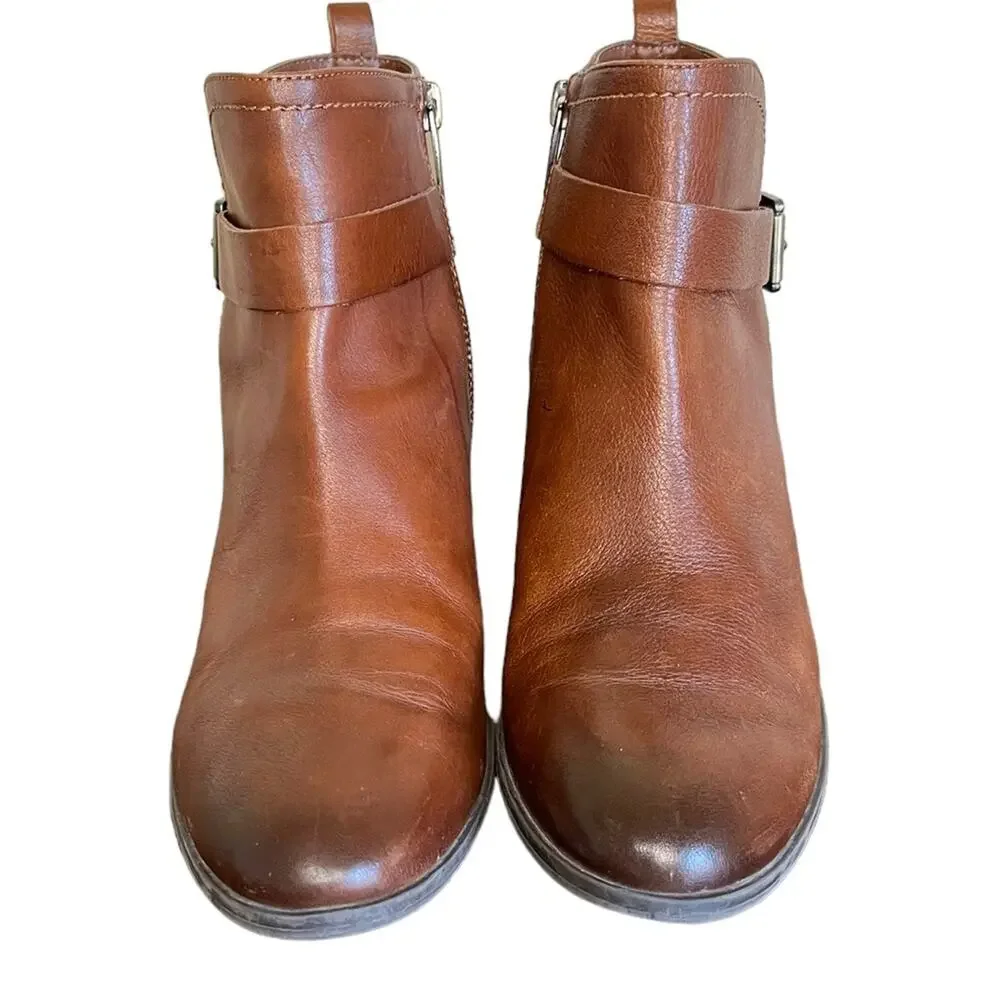 VINCE‎ CAMUTO Peamer Cognac Burnished Leather Ankle Boots Buckles Distressed 7.5